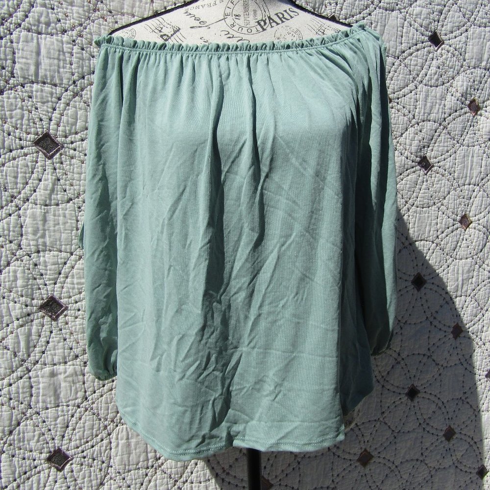EUC Lavender Field Peasant Style Mint Green Blouse